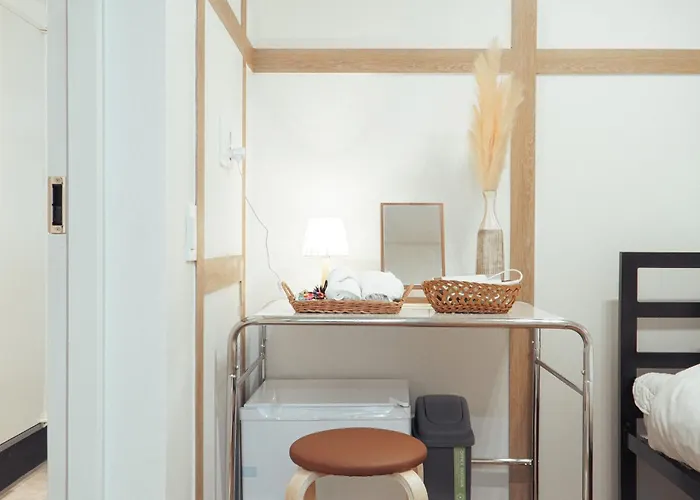 Near Dongdaemun, Geumho Station, Female Only - Style * Seoul